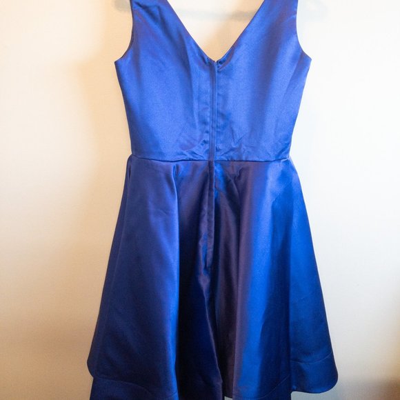 Stunning, Classy Royal Blue Cocktail Dress - Picture 4 of 8